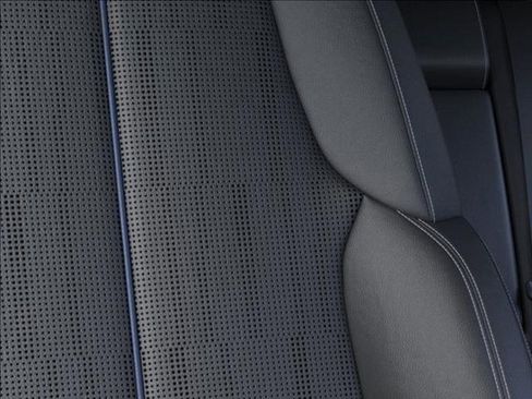 New 2026 Cadillac Lyriq Luxury image 21