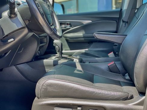 Used 2017 Honda Pilot EX-L image 4