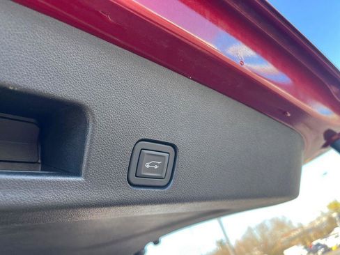 Used 2025 Chevrolet Traverse RS w/ LPO, Floor Liner Package image 26