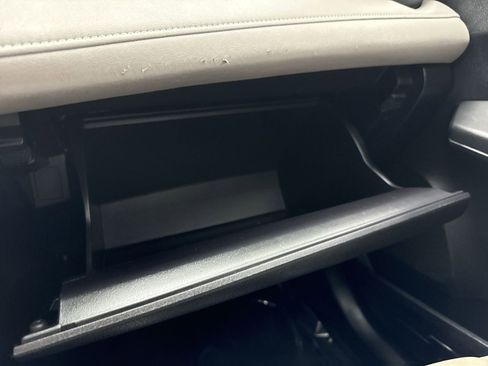 Used 2017 Toyota RAV4 XLE image 26