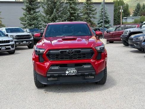 Used 2024 Toyota Tacoma TRD Sport w/ TRD Sport Premium Package AWD/4WD image 4