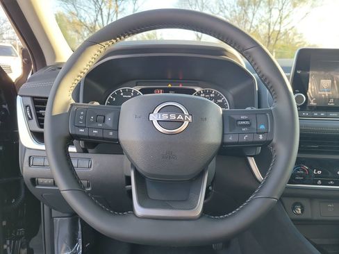 New 2026 Nissan Rogue SV AWD/4WD image 22