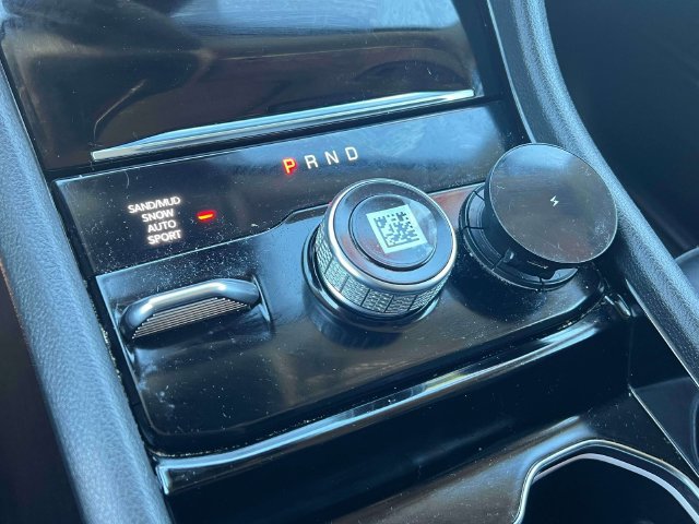 Used 2023 Jeep Grand Cherokee L Limited AWD/4WD image 30