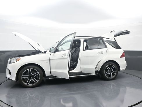 Used 2018 Mercedes-Benz GLE 43 AMG 4MATIC image 40