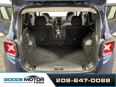 Used 2022 Jeep Renegade Trailhawk AWD/4WD image 21
