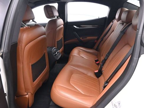 Used 2019 Maserati Ghibli S Q4 AWD/4WD image 14