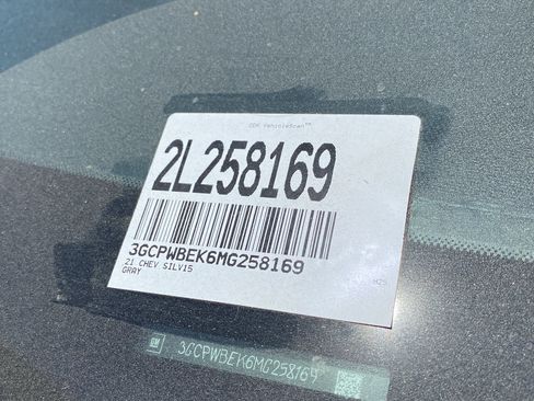 Used 2021 Chevrolet Silverado 1500 Custom w/ LPO, Dark Essentials Package image 9