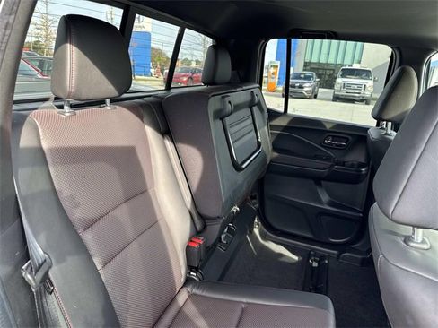 Used 2023 Honda Ridgeline Black Edition image 9