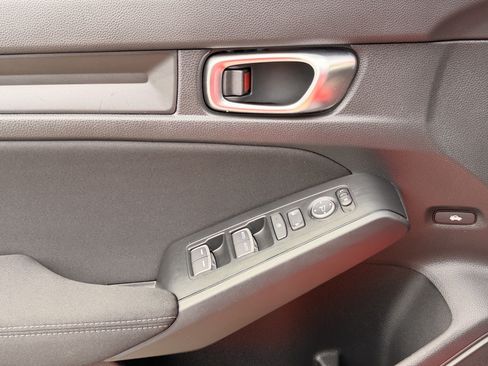 Used 2024 Honda Civic Sport image 7