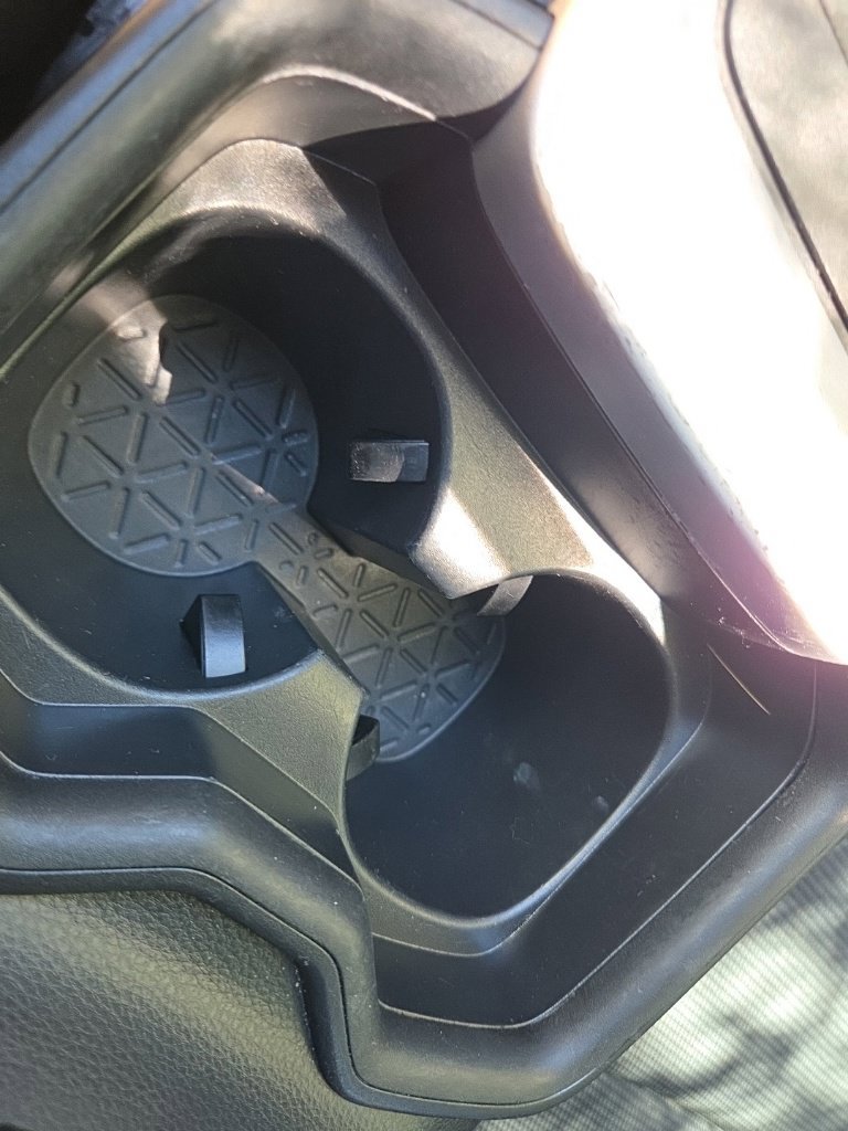 Used 2020 Toyota RAV4 LE FWD image 41