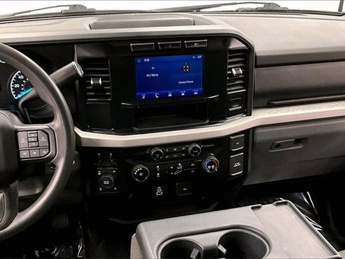 Used 2023 Ford F250 XLT image 6