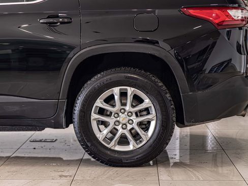 Used 2019 Chevrolet Traverse LT w/ LPO, Floor Liner Package AWD/4WD image 7
