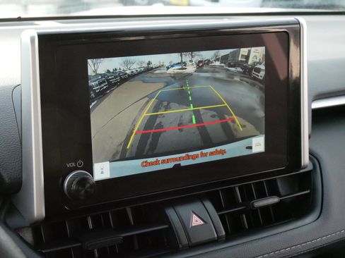 Used 2024 Toyota RAV4 LE image 28