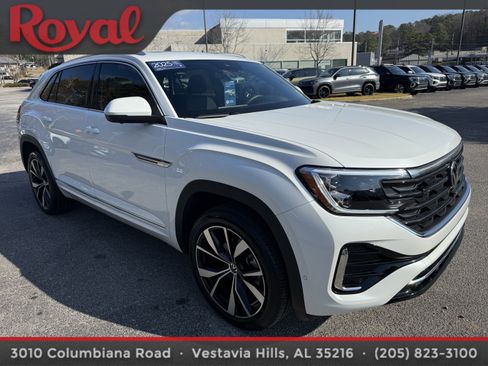 Certified 2025 Volkswagen Atlas Cross Sport SEL Premium R-Line image 3