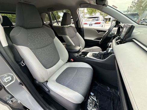 Used 2021 Toyota RAV4 XLE image 25