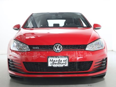 Used 2015 Volkswagen GTI SE image 5