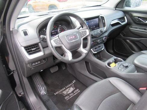 Used 2023 GMC Terrain SLT w/ Tech Package FWD image 16