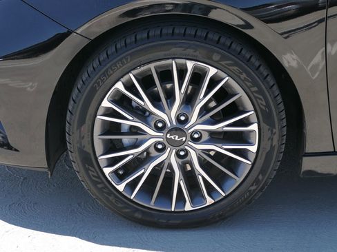 Used 2023 Kia Forte GT-Line w/ GT-Line Premium Package image 10