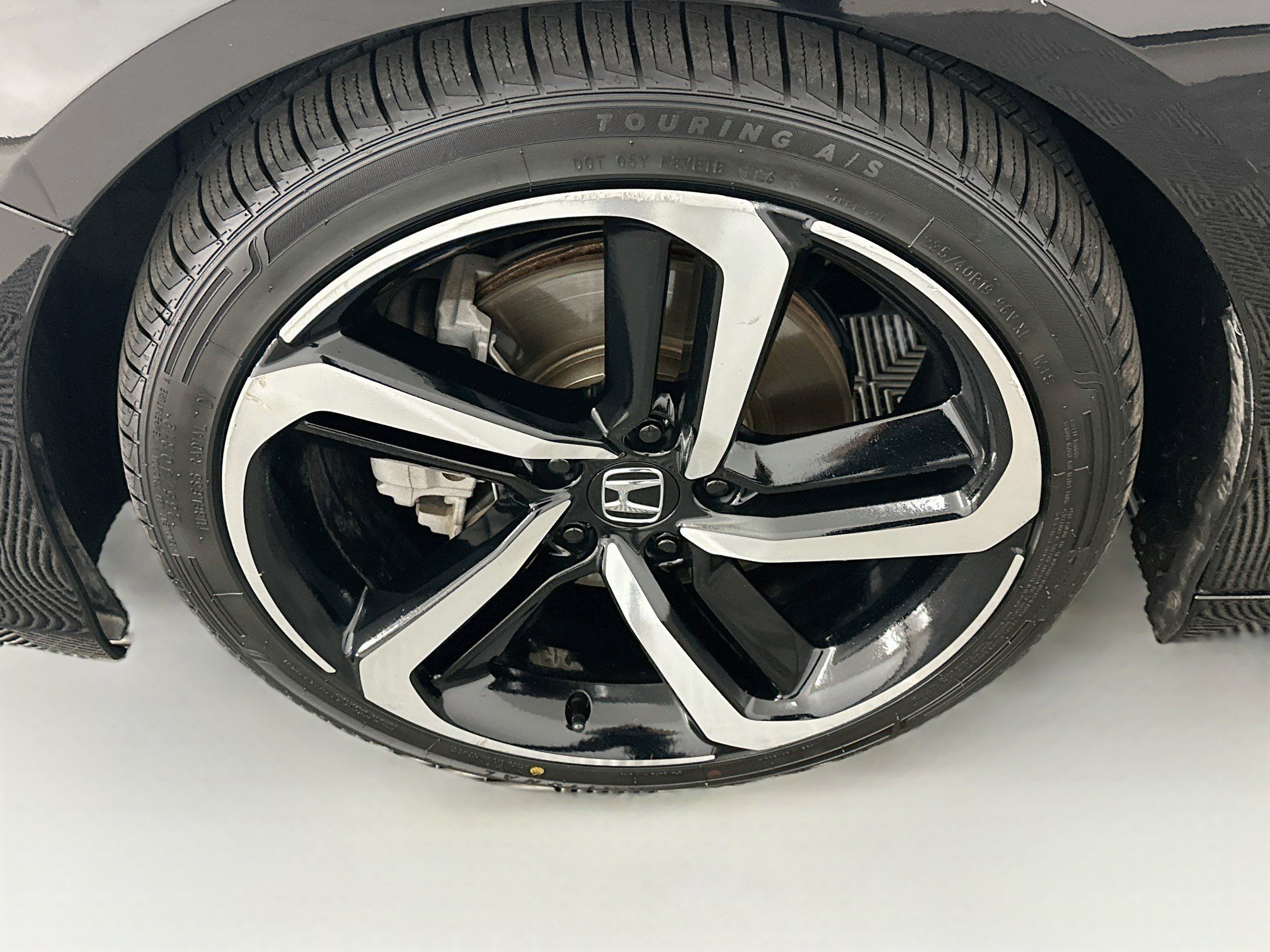 Used 2020 Honda Accord Sport image 11