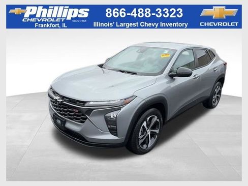 Used 2024 Chevrolet Trax RS w/ Driver Confidence Package image 1