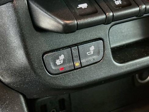 Used 2019 Chevrolet Colorado Z71 AWD/4WD image 20
