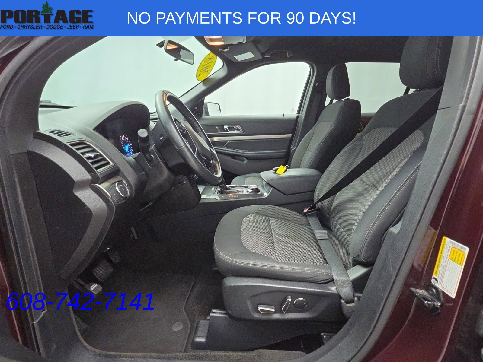Used 2018 Ford Explorer XLT AWD/4WD image 16