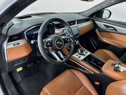 Used 2024 Jaguar F-PACE R-Dynamic S AWD/4WD image 29