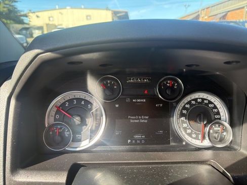 Used 2017 RAM 1500 Big Horn image 14