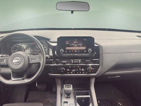Used 2025 Nissan Pathfinder Rock Creek AWD/4WD image 7