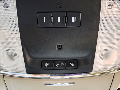 Used 2018 Jeep Grand Cherokee Laredo image 26