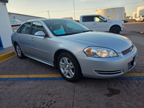Used 2012 Chevrolet Impala LT FWD image 3