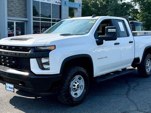 Used 2021 Chevrolet Silverado 2500 W/T w/ WT Convenience Package AWD/4WD image 2