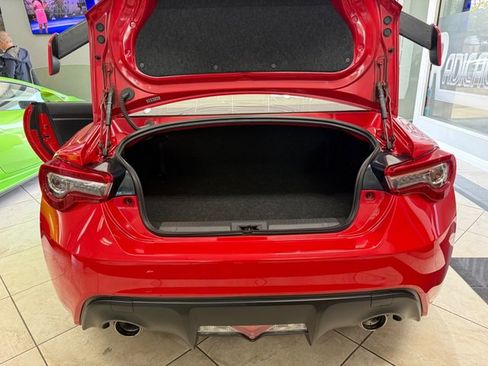 Used 2017 Subaru BRZ Limited RWD image 9