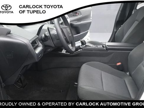 Used 2026 Toyota Prius LE FWD image 20