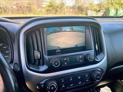 Certified 2022 Chevrolet Colorado LT w/ Fleet Safety Package image 24