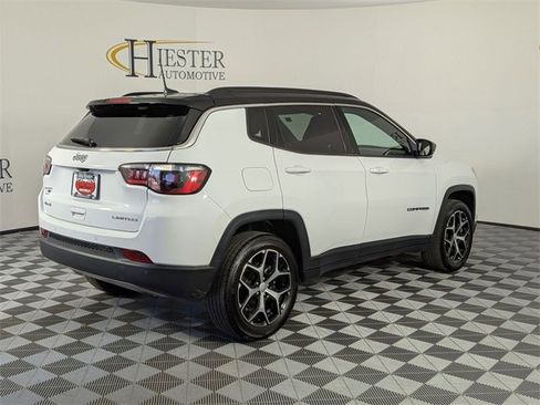 Used 2024 Jeep Compass Limited image 6