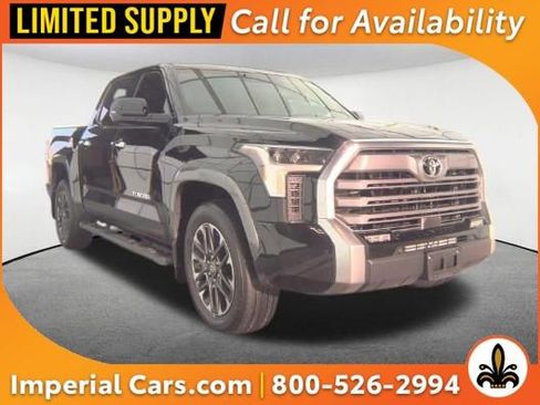 Used 2025 Toyota Tundra Limited w/ Power Package AWD/4WD image 1