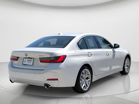 New 2026 BMW 330i Sedan w/ Convenience Package RWD image 5