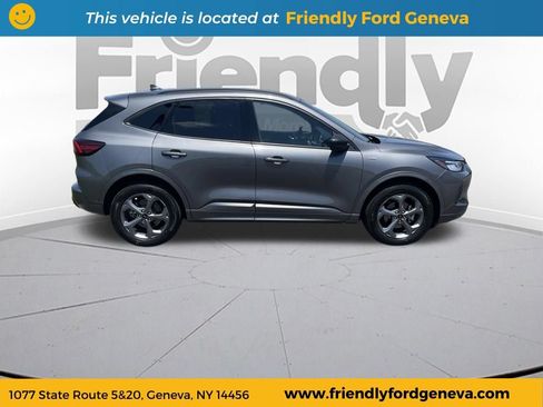 Used 2023 Ford Escape ST-Line w/ Tech Pack #1 AWD/4WD image 4