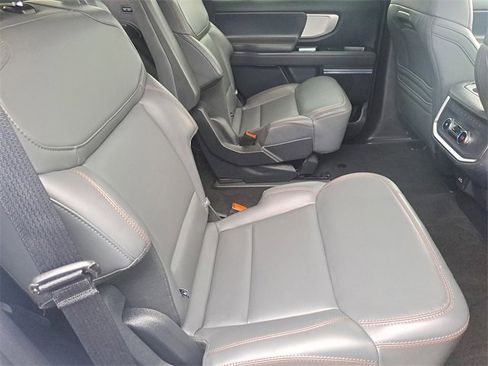 Certified 2025 Ford Expedition Active image 26