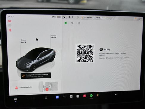 Used 2023 Tesla Model 3 Standard Range image 21