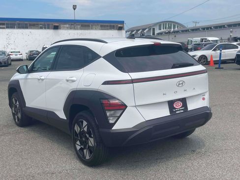 Used 2024 Hyundai Kona SEL AWD/4WD image 5
