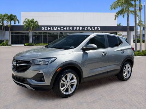 Used 2023 Buick Encore GX Preferred w/ Cold Weather Comfort Package FWD image 3