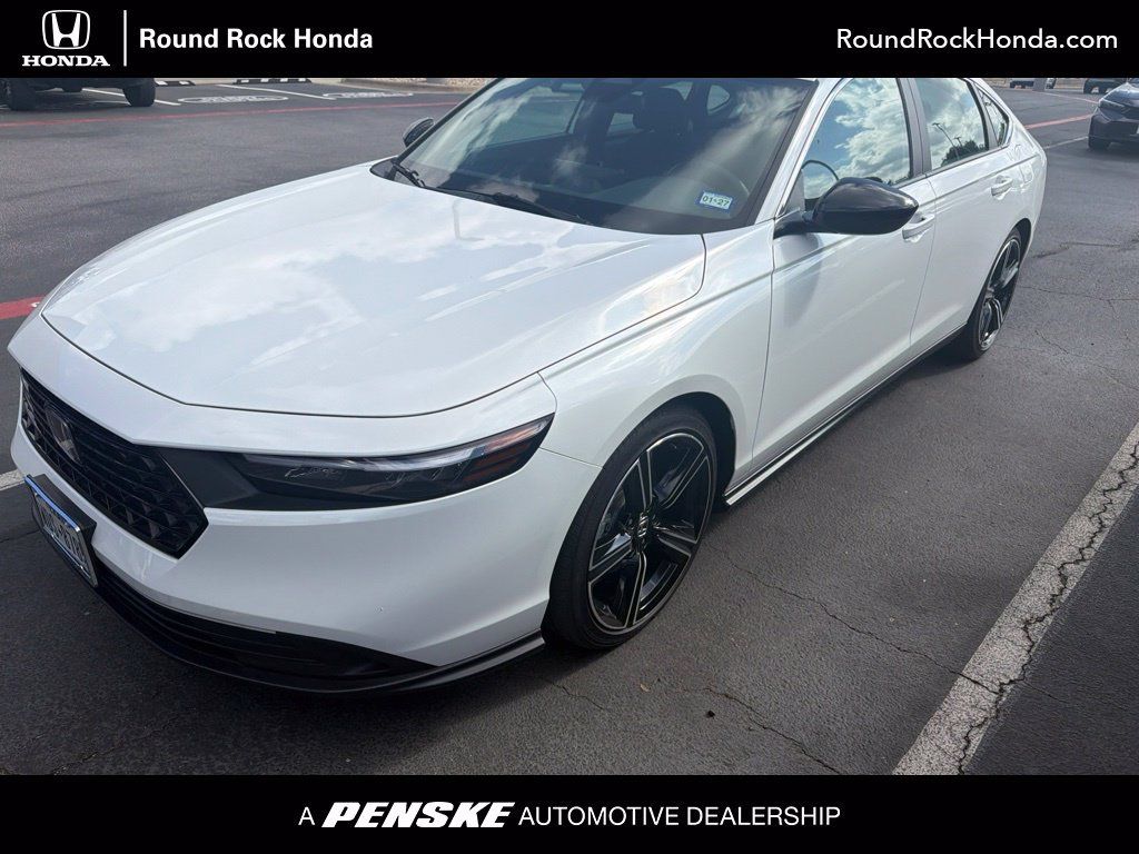 Used 2024 Honda Accord Sport image 1