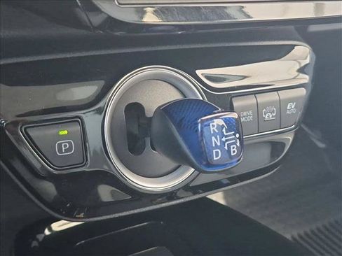 Used 2021 Toyota Prius Prime Limited FWD image 12