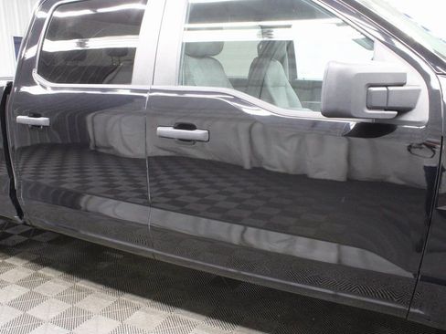 Used 2022 Ford F150 XLT image 30