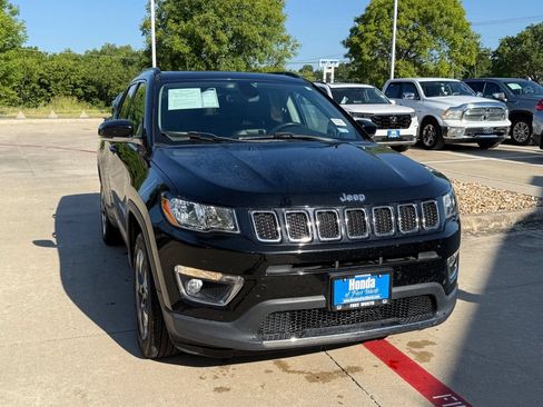 Used 2019 Jeep Compass Limited AWD/4WD image 8