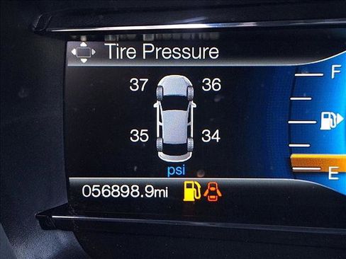 Used 2017 Ford Explorer Limited image 11