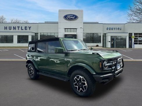 Used 2023 Ford Bronco Outer Banks AWD/4WD image 3