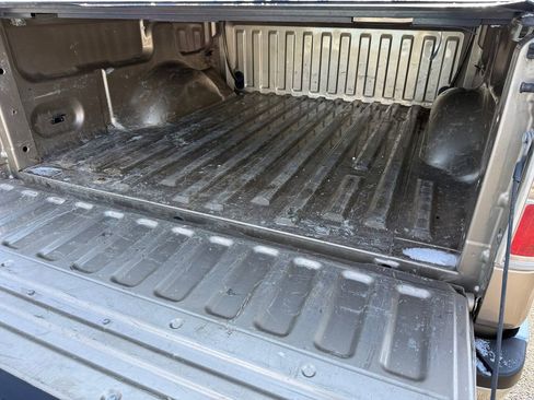 Used 2013 Ford F150 XLT w/ Luxury Equipment Group image 10